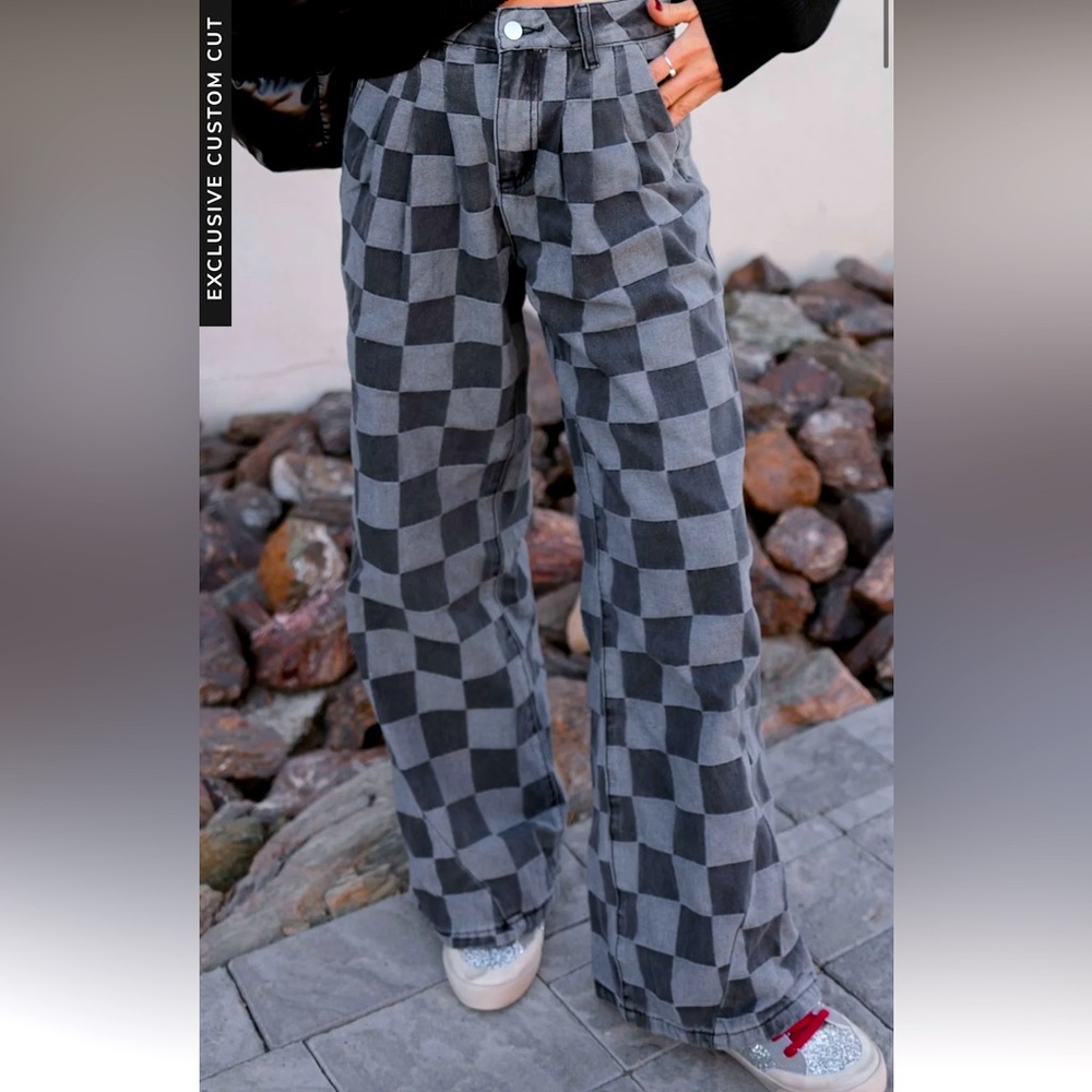 Checkered Wide-Leg Pants